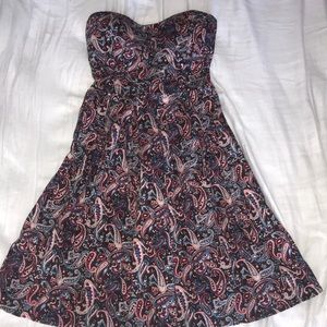Strapless dress